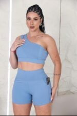 Conjunto Top Assimétrico e Shorts com Bolso Azul Aço