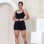 Macaquinho Fitness Curto Decote Contraste P&B