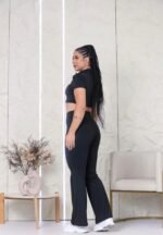 Conjunto Fitness Cropped Zíper e Calça Flare Preto - Imagem 2
